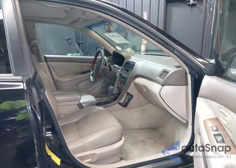 2001 Lexus Es 300 from USA, damaged, VIN JT8BF28G415112517